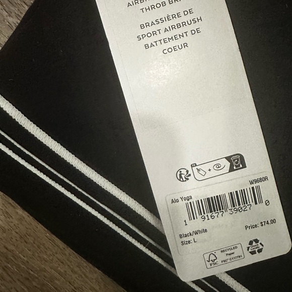 ALO NEW WITH TAG LARGE BLACK HEART THROB BRA!!!!! - Picture 4 of 6